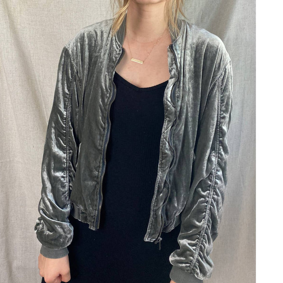 Free People Gray Ruched Velvet Bomber Jacket Size XS - Picture 2 of 11